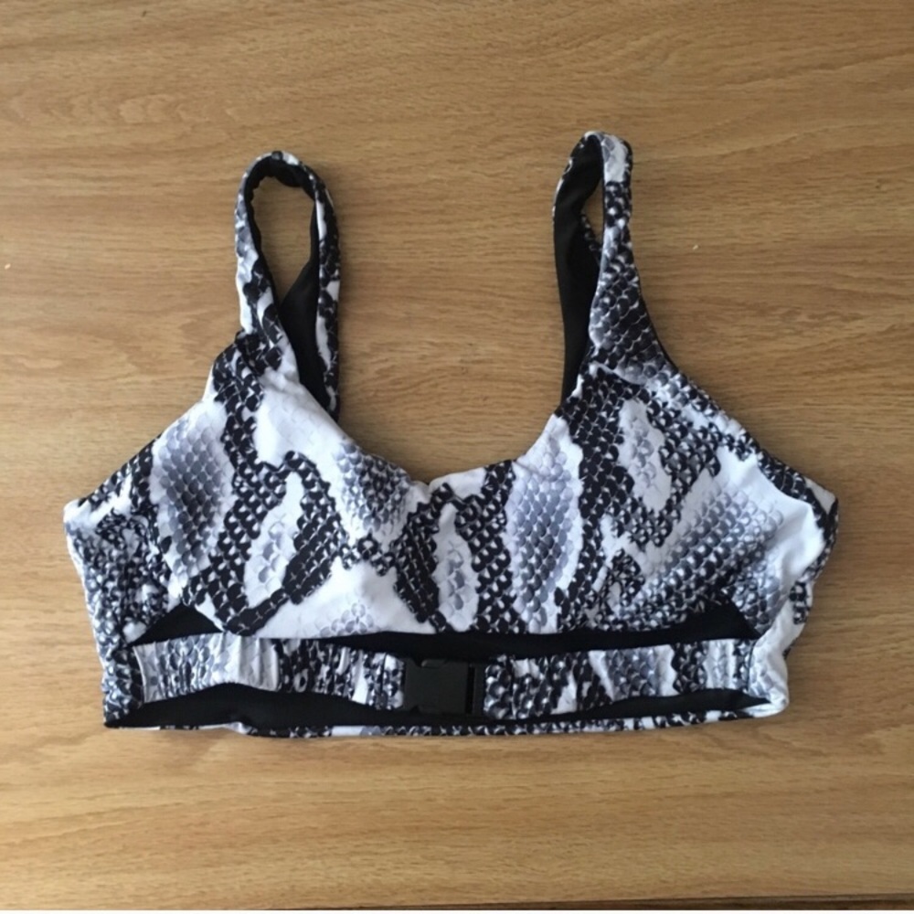 ROMWE bikini top - Picture 4 of 5
